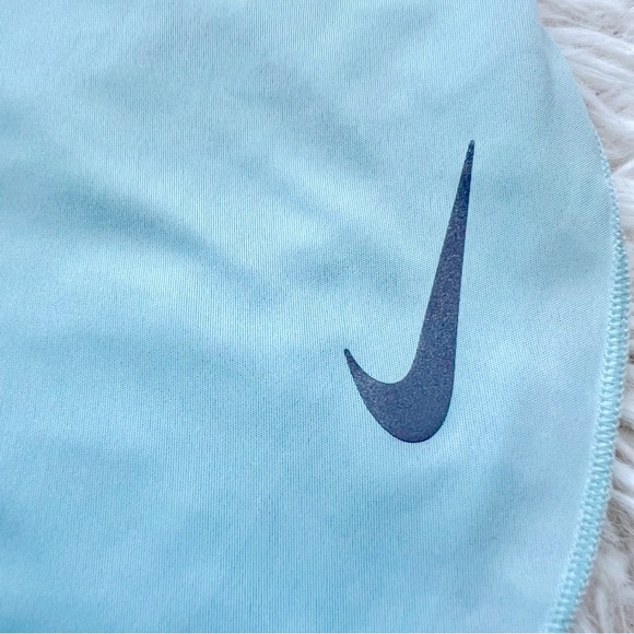 Women’s Nike Dri-Fit Racerback top size Small - Picture 2 of 7